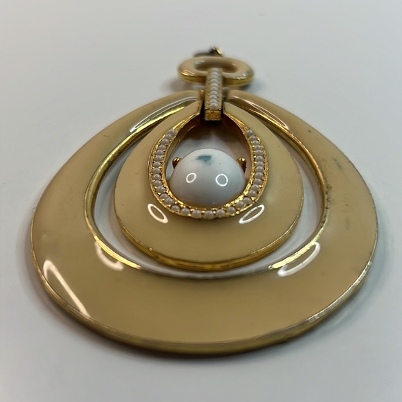 ART Signed Oversized Pendant - Picture 6 of 12